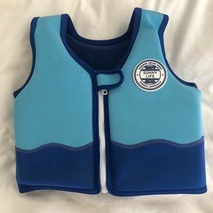 SunnyLife Shark Float Vest | up to 33 lb